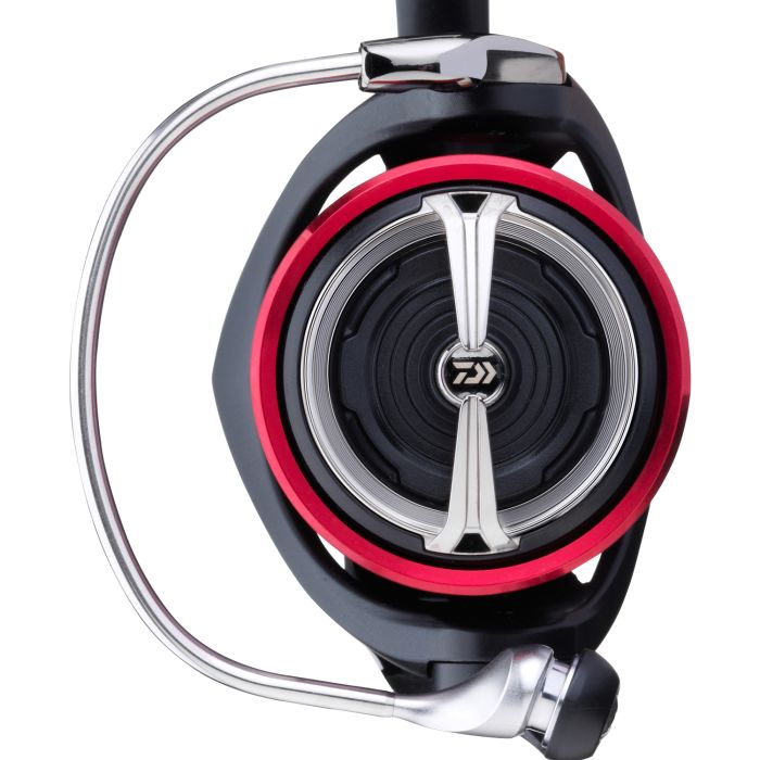 daiwa 4000 ballistic reel KGLT4000D-CXH-B Kage LT Spinning surf fishing line designed to excel across Colours:Perch The time-tested weedless frog: