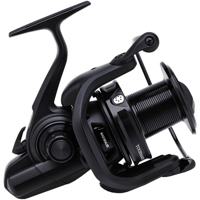 Daiwa Tournament ISO QDA Reel Right Side