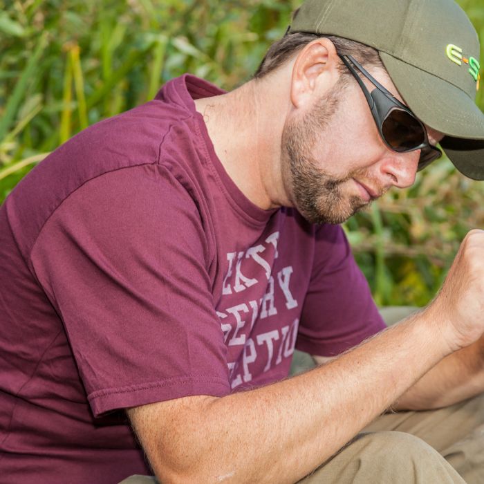 ESP Sixth Sense Maroon T-Shirt On The Bank