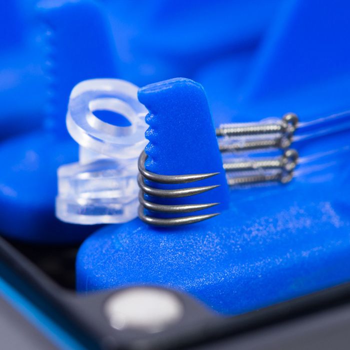 Preston Mag Store System 15cm Hooklength Box Close Up 5