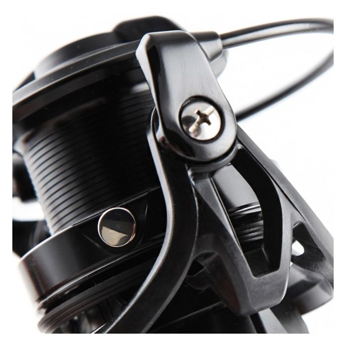 Daiwa Emblem 25QD Reel Close Up 3