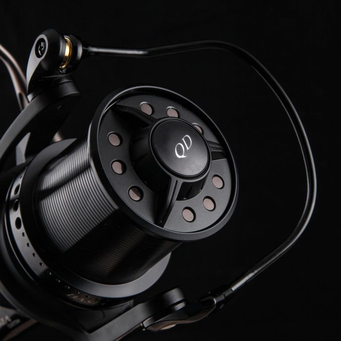 Daiwa Tournament Basia Custom Reel DCR4 Close Up 5