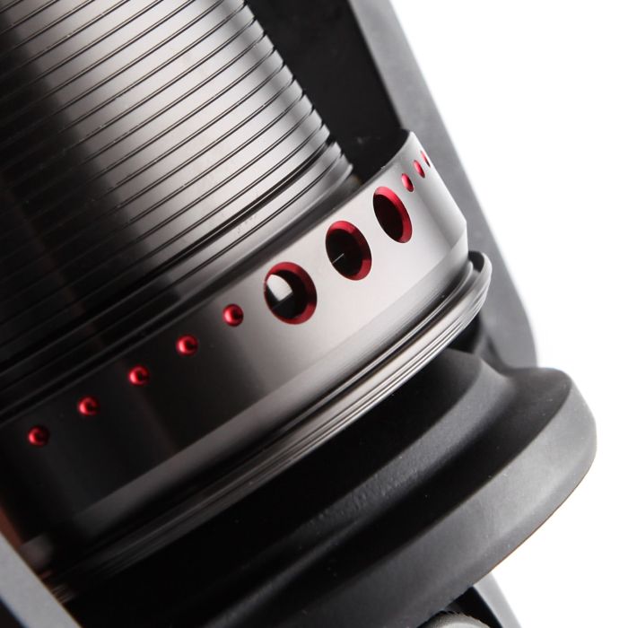 Vue Rapprochée du Moulinet Daiwa Tournament Basia Custom DCR6 5