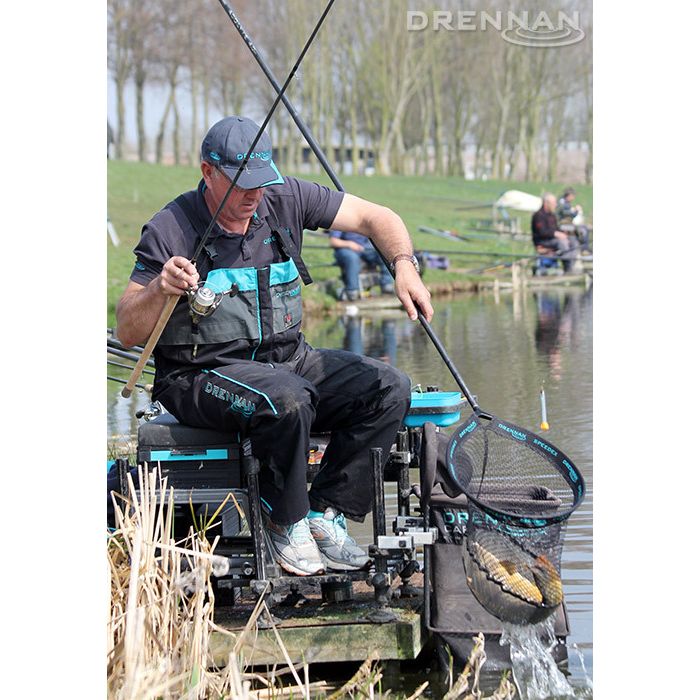 Drennan Shorty Pellet Waggler In Use 1