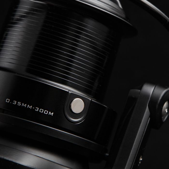 Sonik Tournos 8000 Big Pit Reel Close Up 8